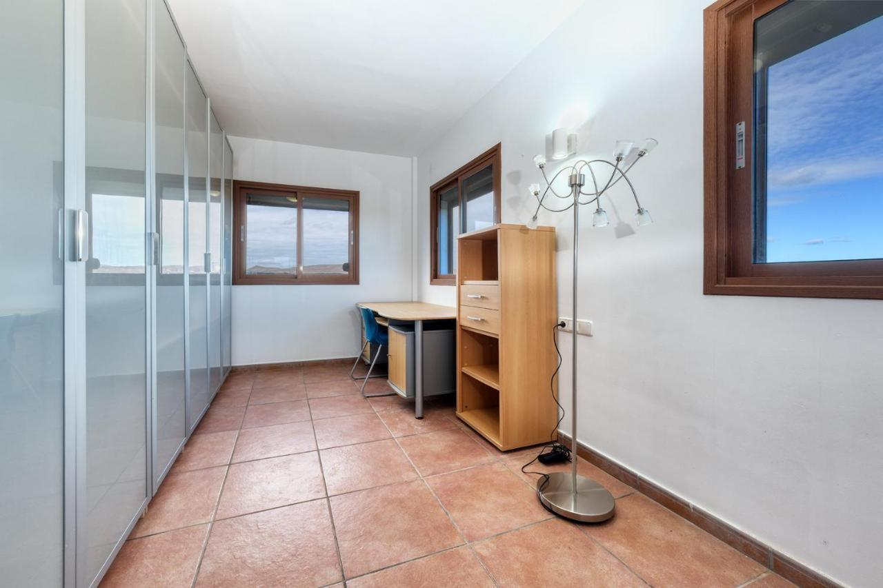 Villa Casa Elin-Shared Pool, Fast Wifi Costa Teguise Exterior foto